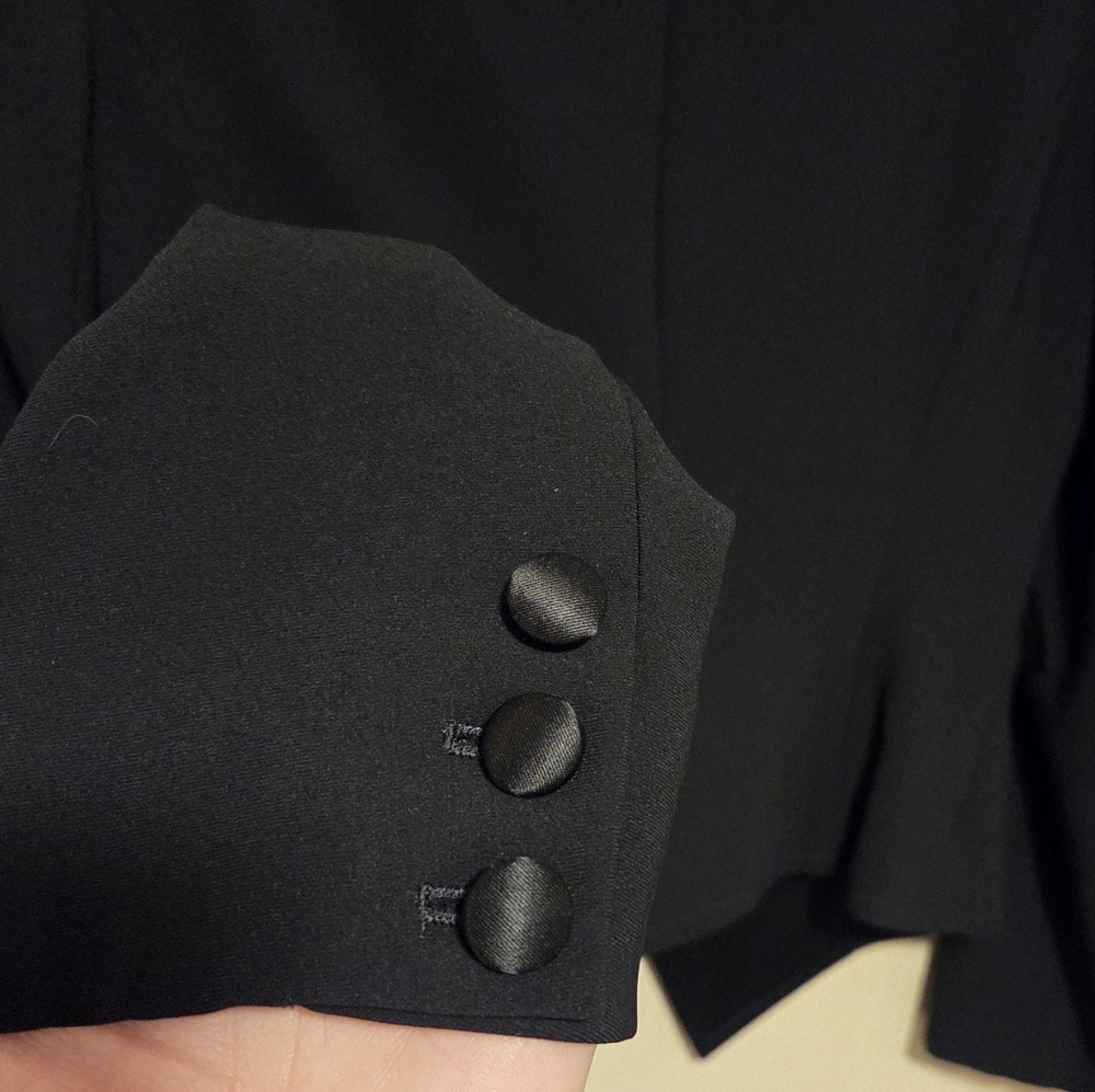 St John Couture Black Tuxedo Evening Formal Blazer Jacket Women's 10 Silk Lining - Picture 7 of 9
